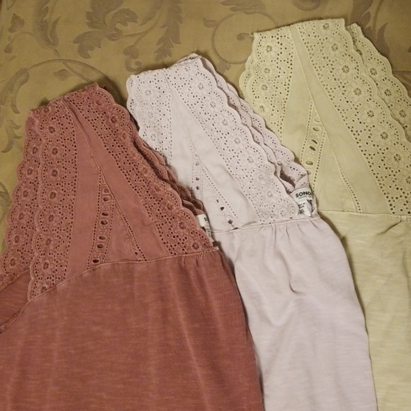 3 Sonoma tank tops - Picture 2 of 5
